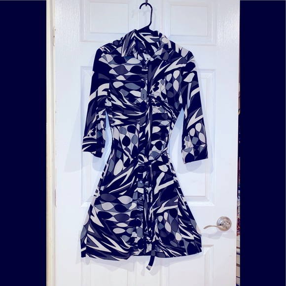 Express Dresses & Skirts - Women Express Black & White Pattern Dress